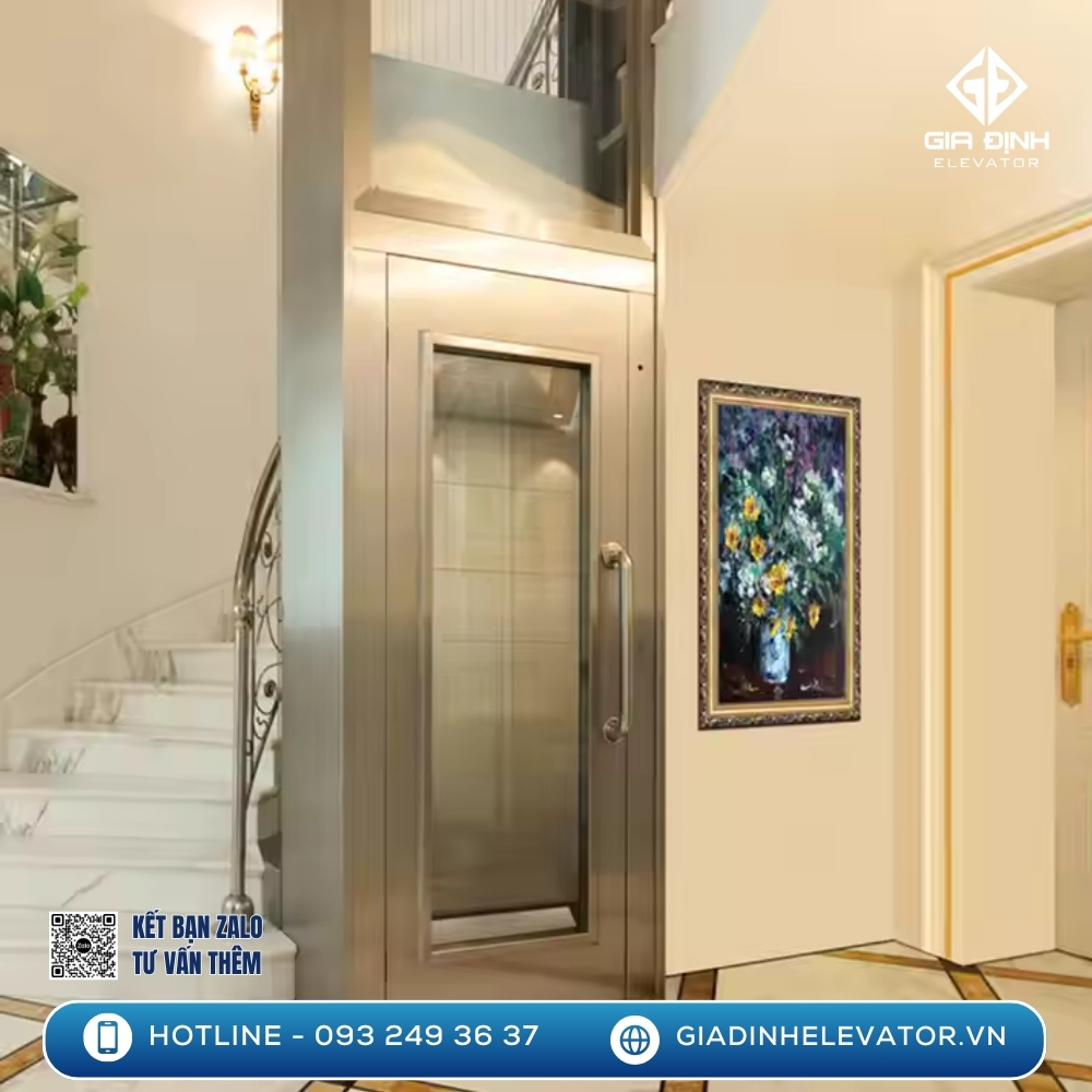 Thang máy gia đình hiện nay được thiết kế nhỏ gọn, phù hợp với nhiều kiểu nhà phố, biệt thự, giúp việc di chuyển trở nên tiện lợi và an toàn cho cả người già lẫn trẻ nhỏ.
